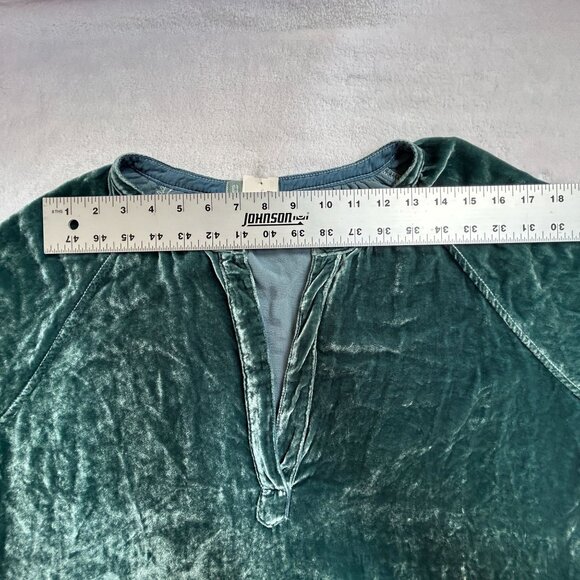 CP Shades Livia Womens Green Silk Velvet Tunic Top Split Neck Size Medium $280 - Picture 6 of 8